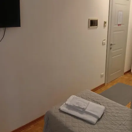 アフィッタカメーレ イリス ゲストハウス