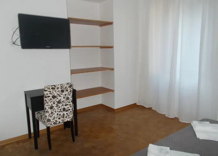 アフィッタカメーレ イリス 4*